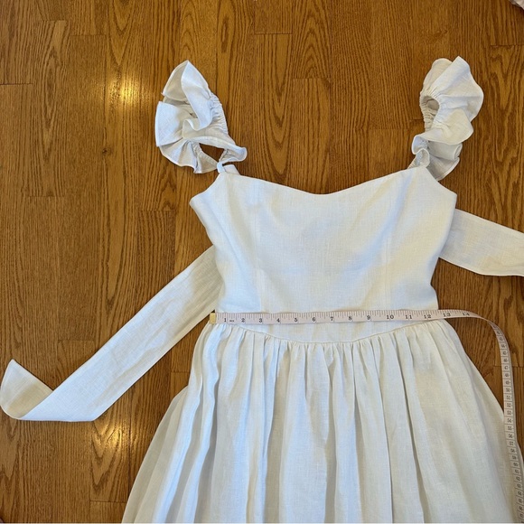 Vecchio Linen Dress by Reformation - Picture 9 of 11